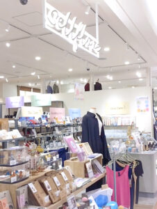 新百合丘オーパ「sellflove（セルフローブ）」